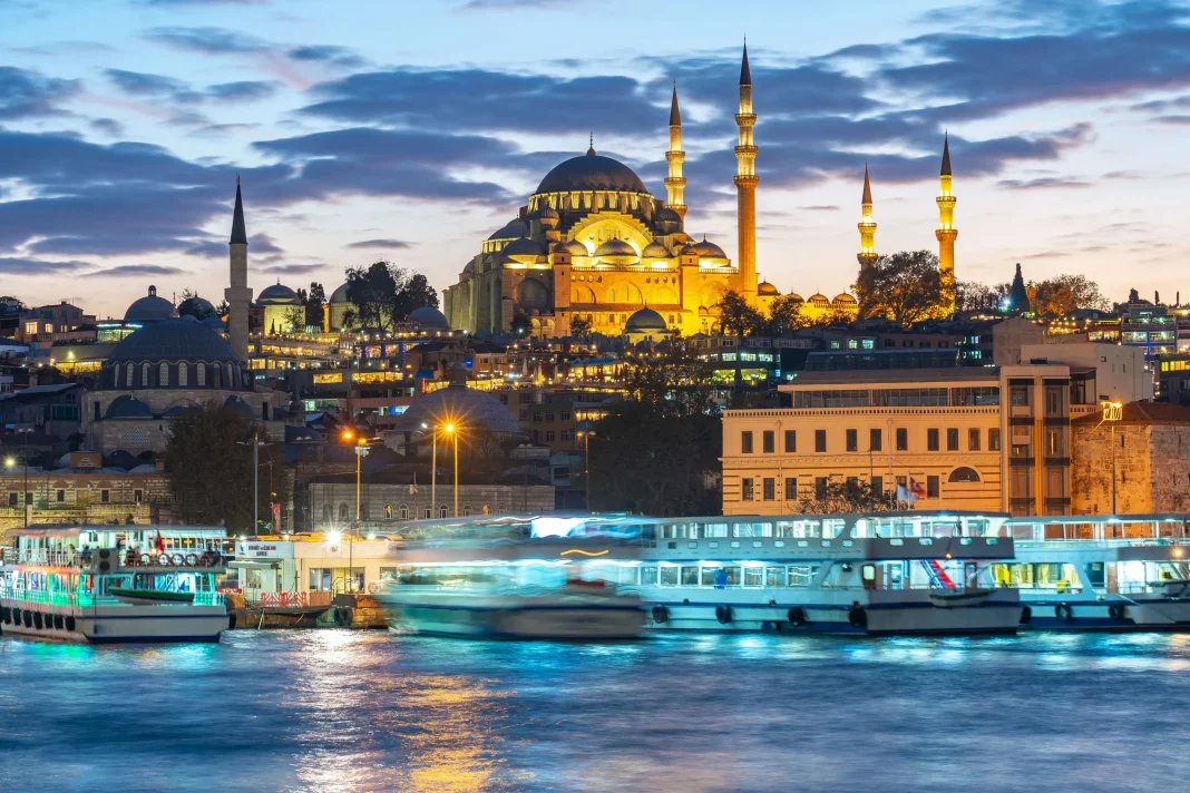 Best Food, Boat, and Cultural Experiences in Istanbul Best Food, Boat, and Cultural Experiences in Istanbul