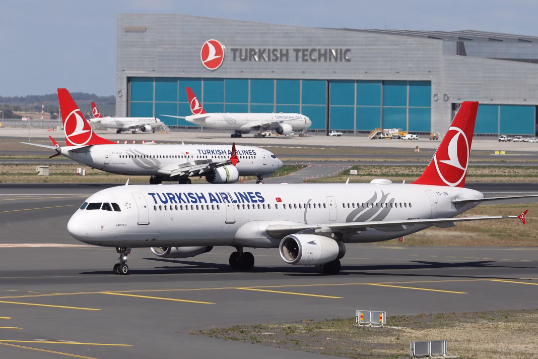 Best Business Class Airlines for Leisure Travelers in 2026 Best Business Class Airlines for Leisure Travelers in 2026